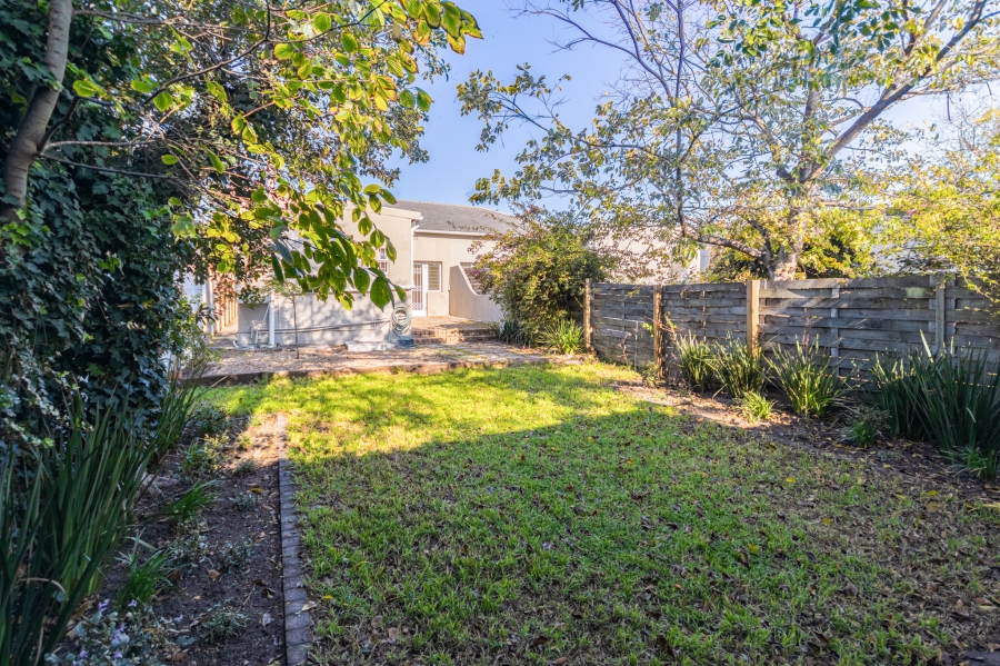2 Bedroom Property for Sale in Claremont Western Cape